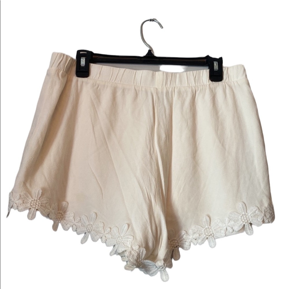 Riley & James Cream Lace Shorts - Picture 5 of 12